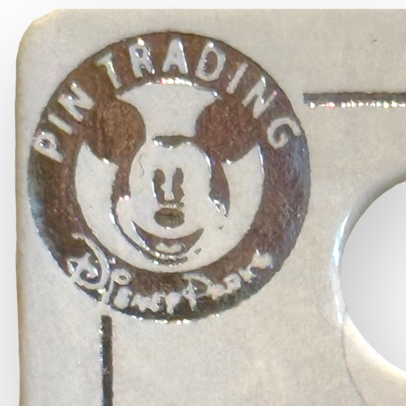 Disney Rainbow Mickey Mouse Pin - Picture 5 of 8